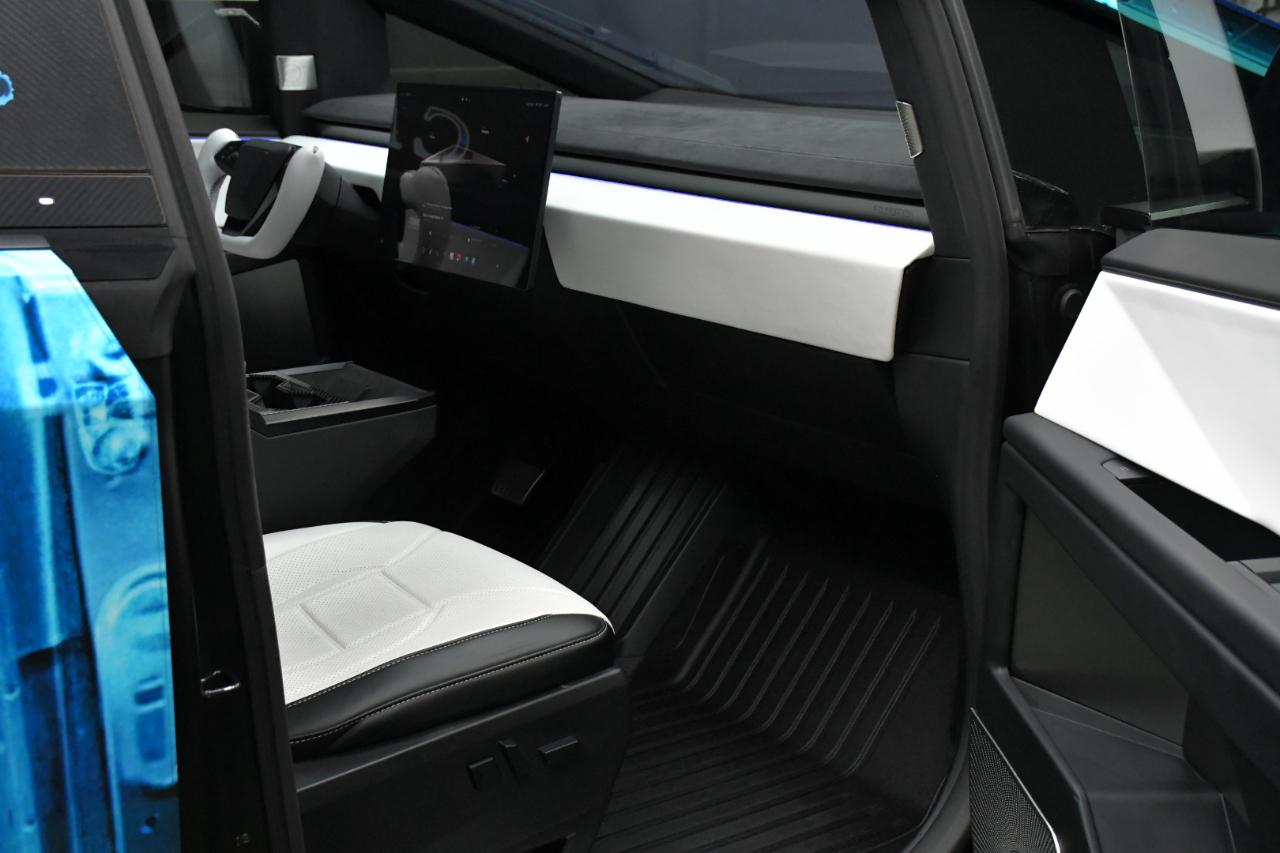 Tesla Cybertruck Cyberbeast 2024