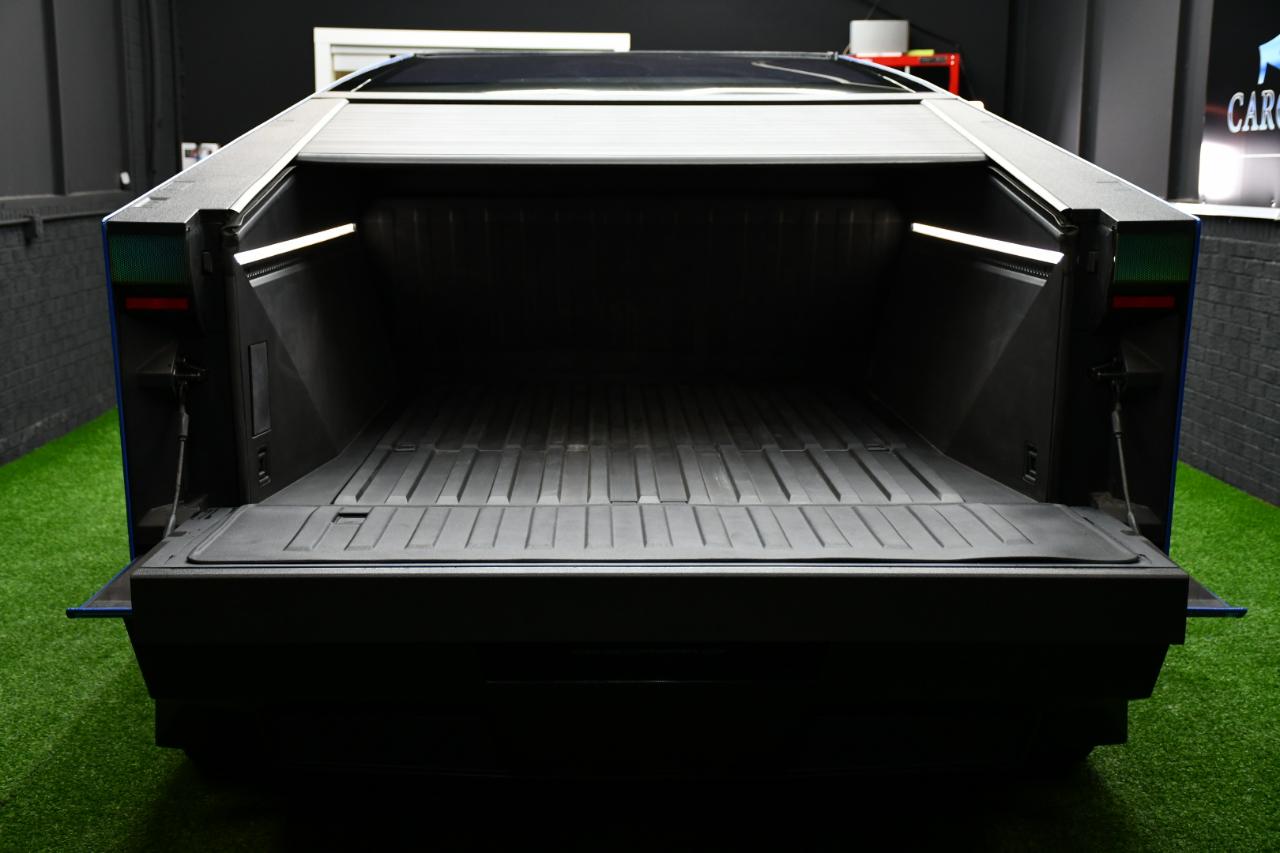 Tesla Cybertruck Cyberbeast 2024