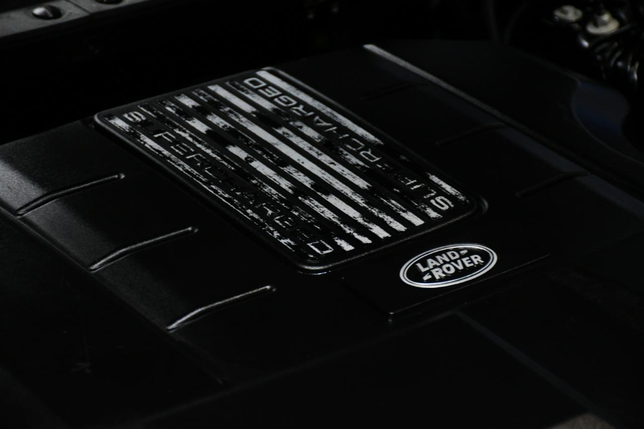 Land Rover Defender 110 V8 2023