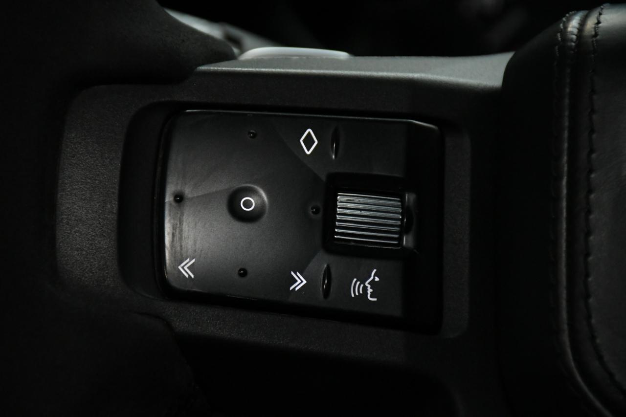 Land Rover Defender 110 V8 2023