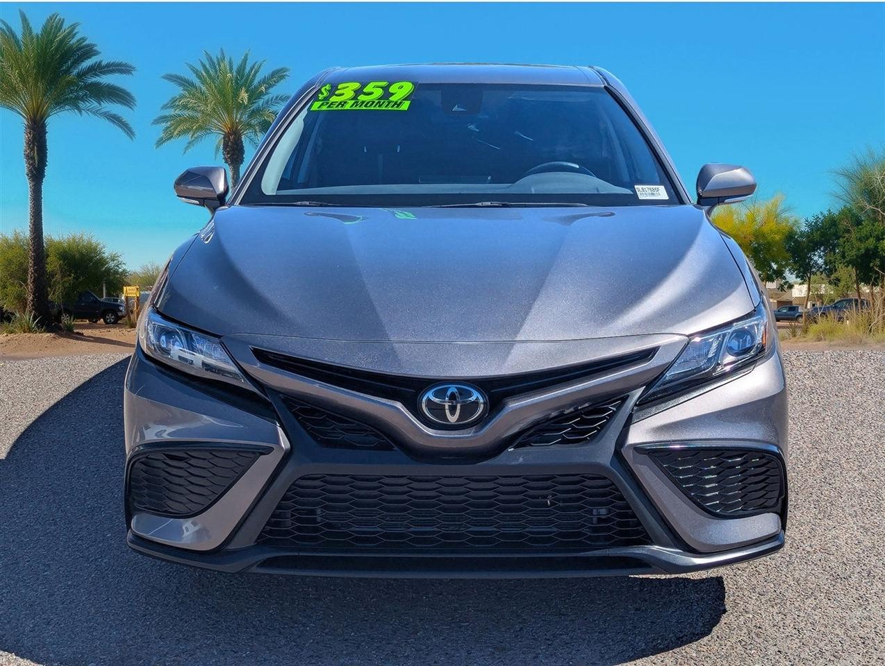 Toyota Camry SE 2024