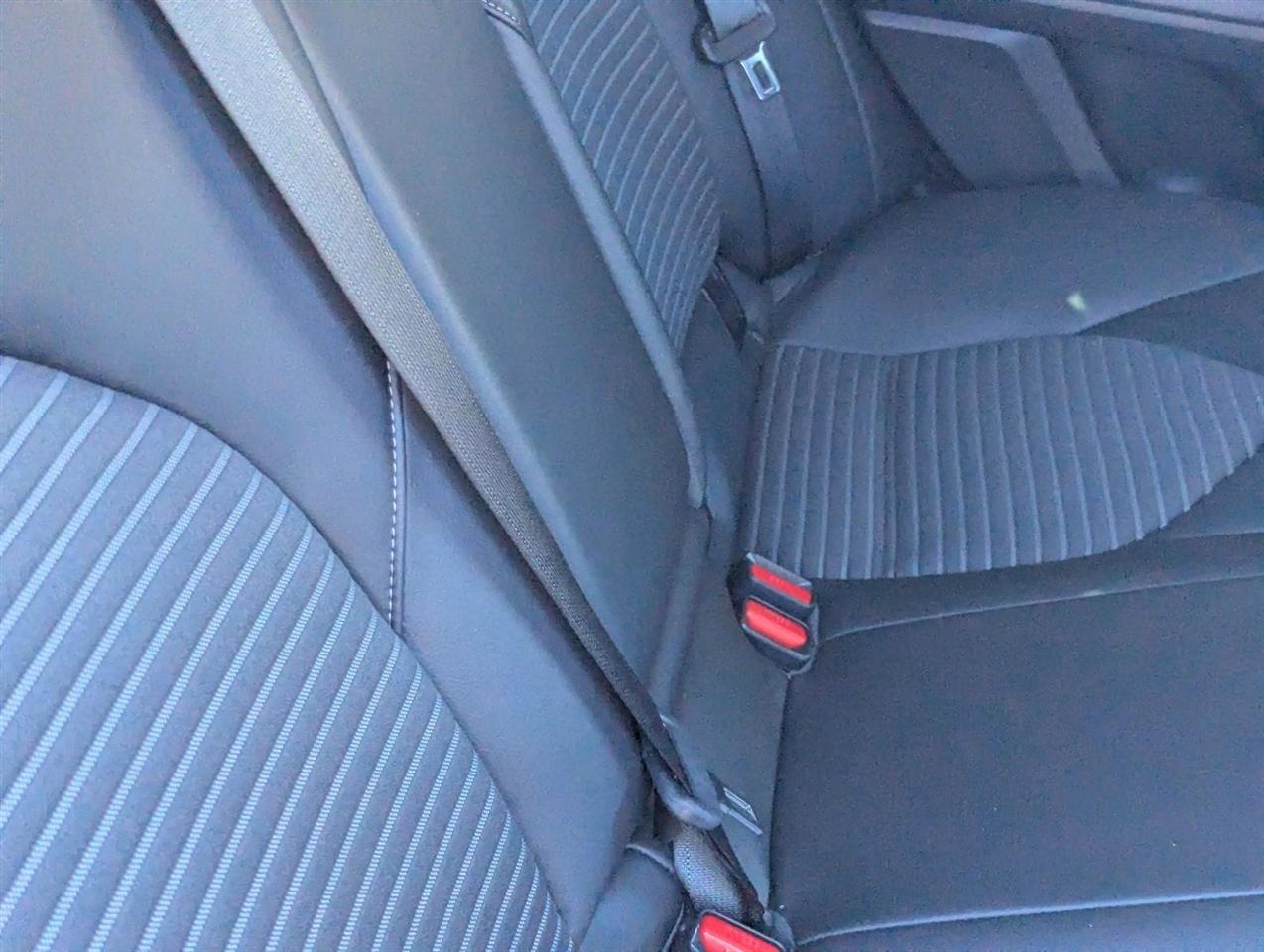 Toyota Camry SE 2024