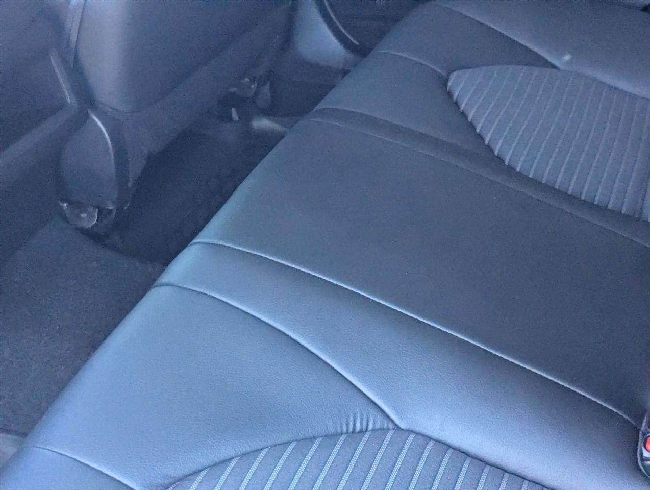 Toyota Camry SE 2024