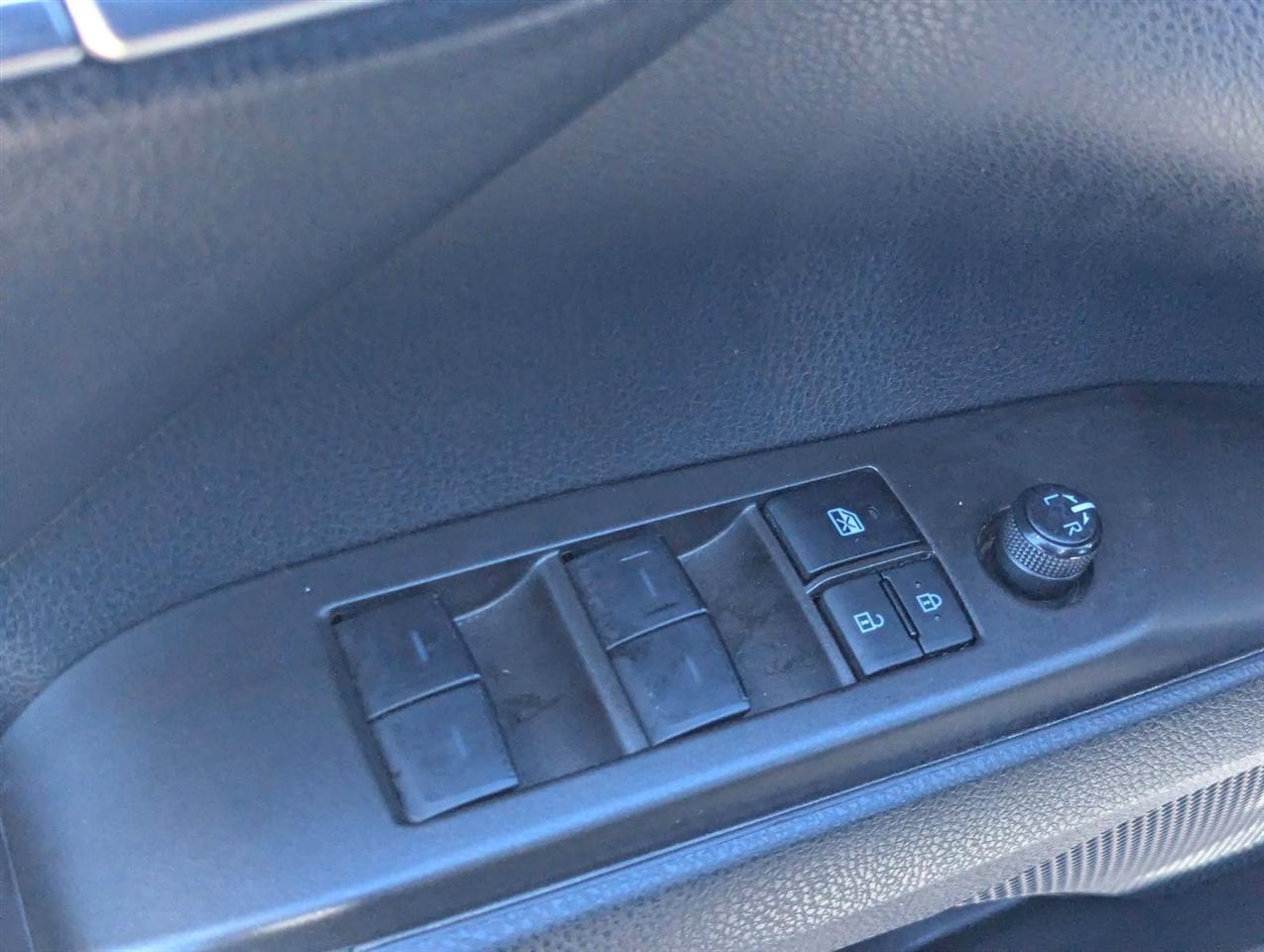 Toyota Camry SE 2024