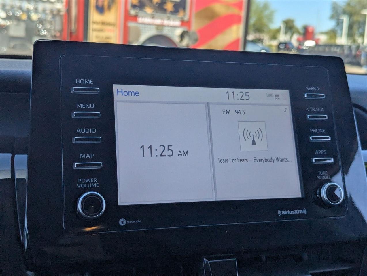 Toyota Camry SE 2024