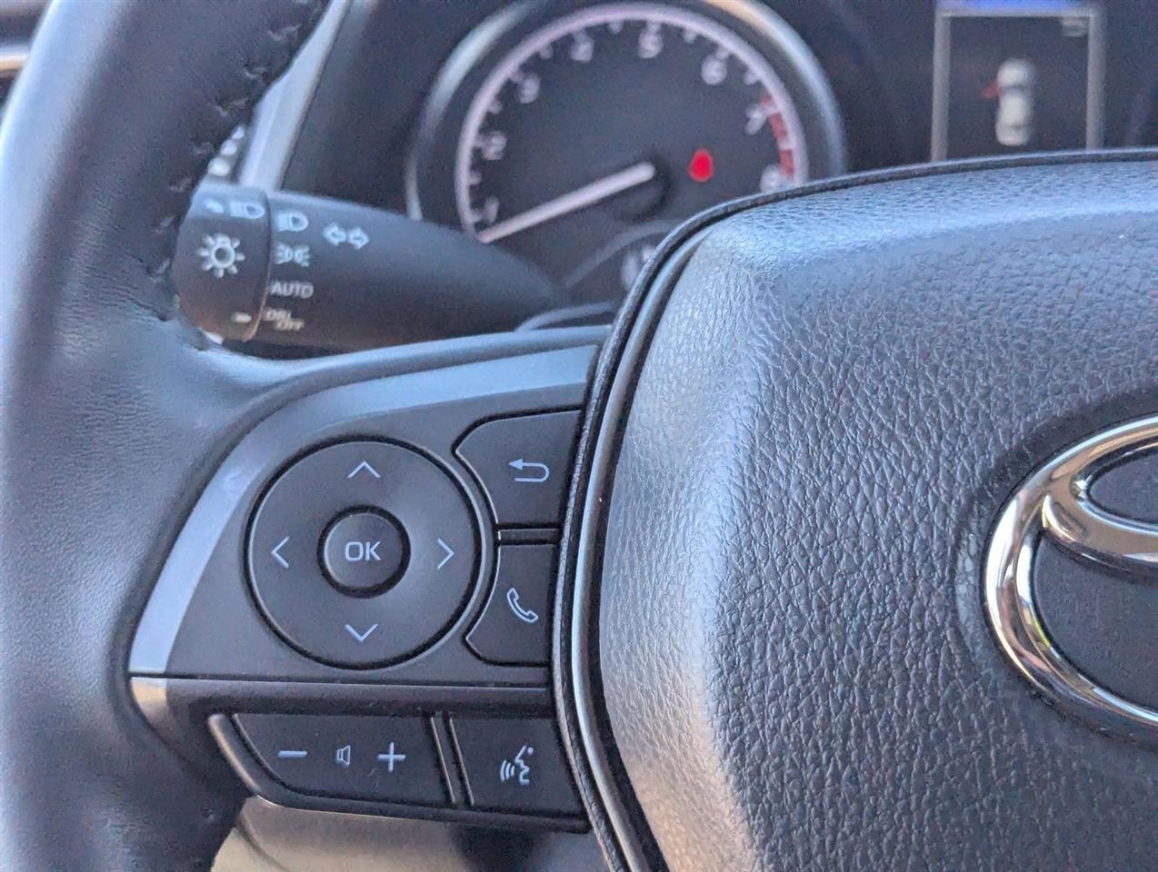 Toyota Camry SE 2024