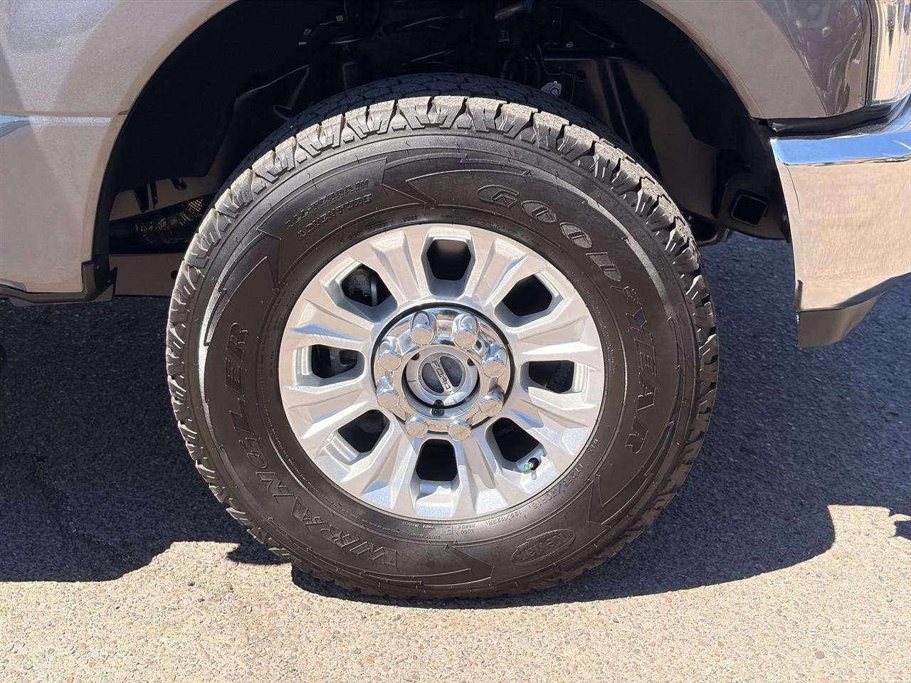 Ford F-250 SD XL Crew Cab 4WD 2021