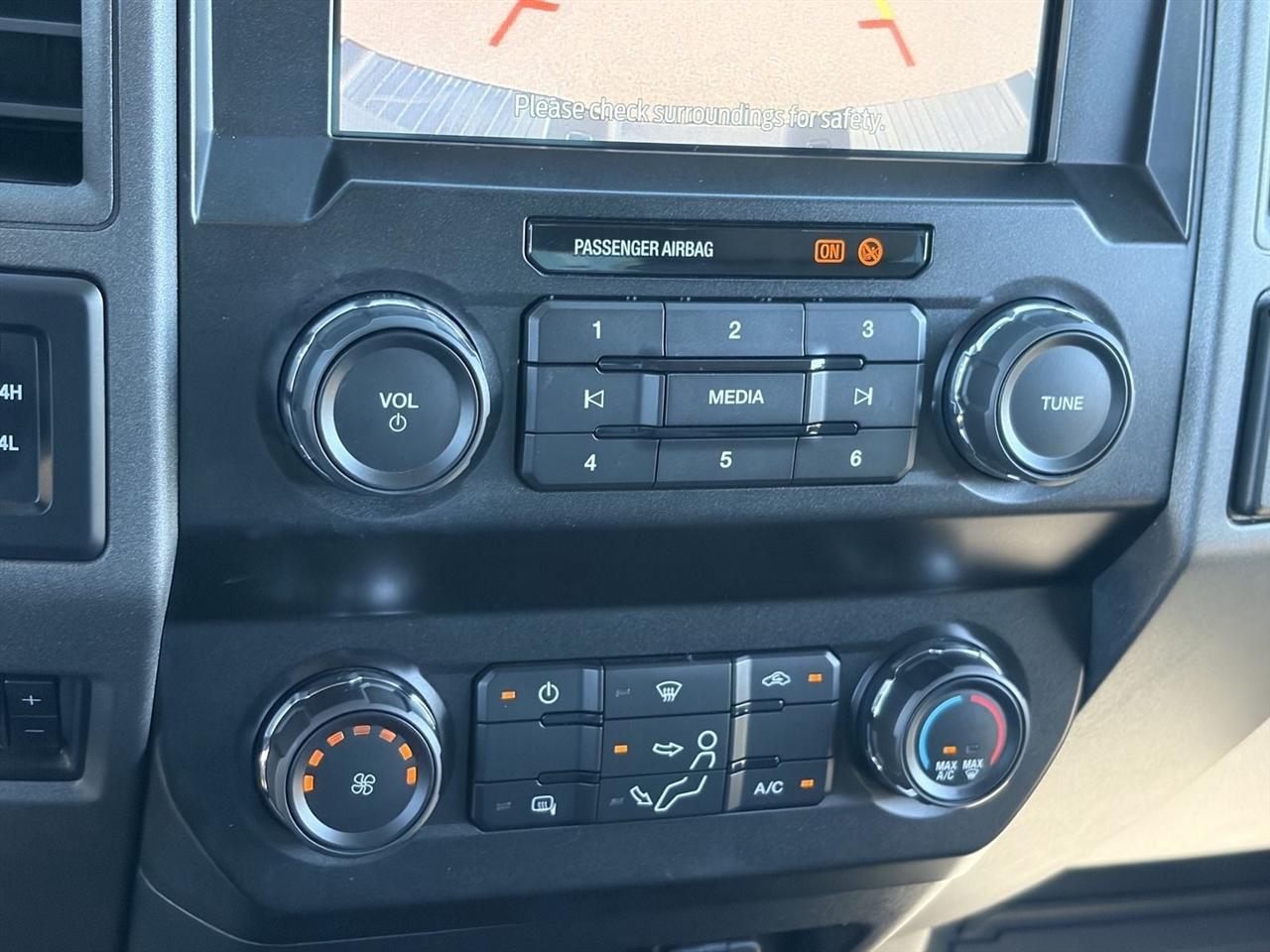 Ford F-250 SD XL Crew Cab 4WD 2021