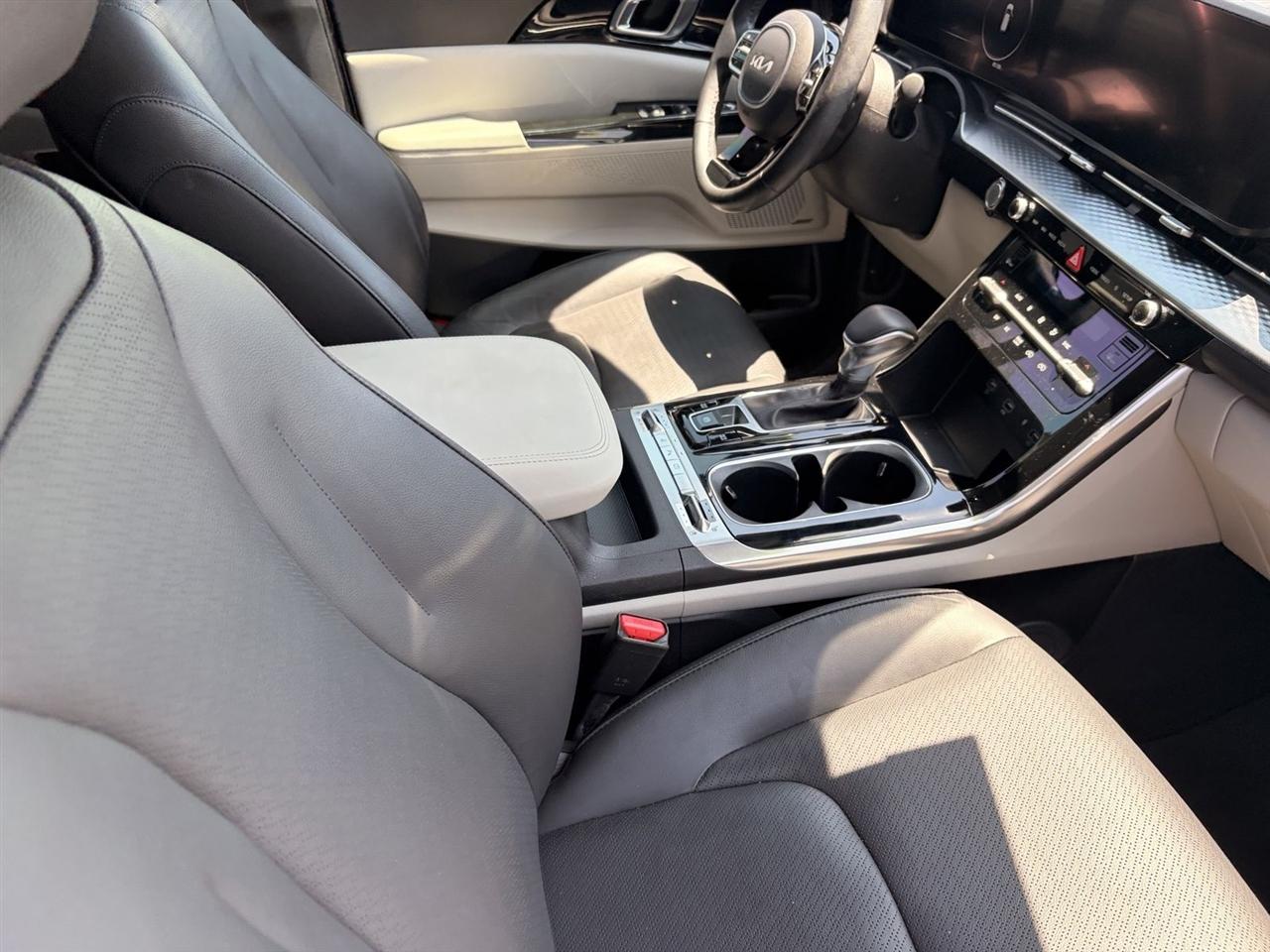 Kia Carnival SX Prestige 2022