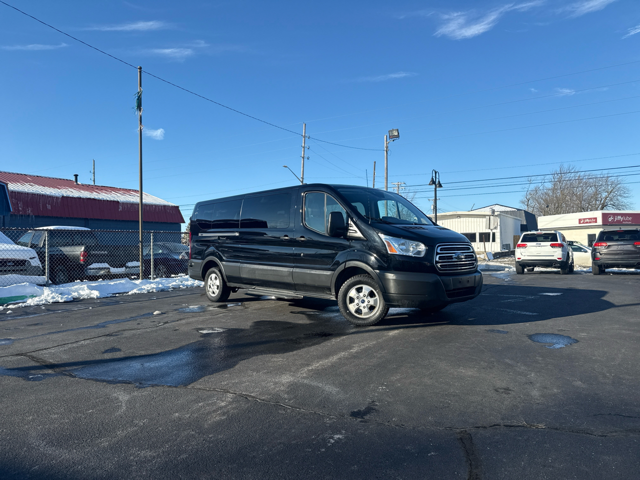 2017 Ford Transit 350 Wagon Low Roof XL w/Sliding Pass. 148-in. WB