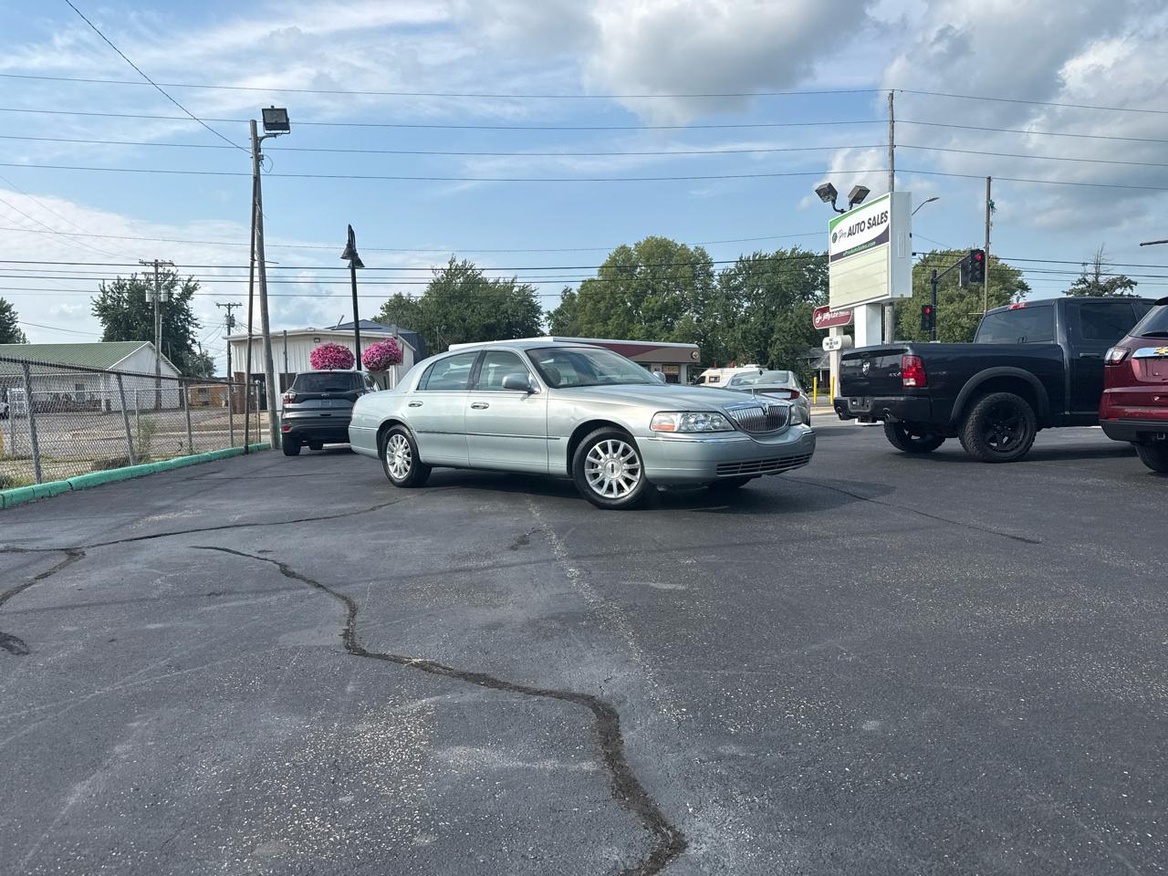 2007 Lincoln Town Car Signature