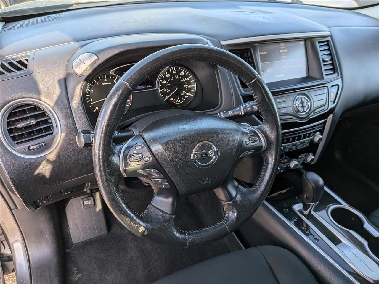 Nissan Pathfinder  2019