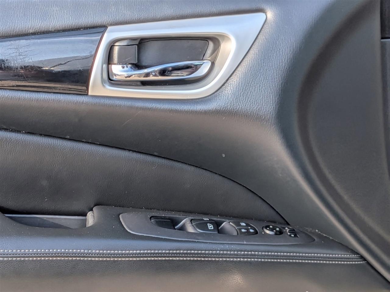 Nissan Pathfinder  2019