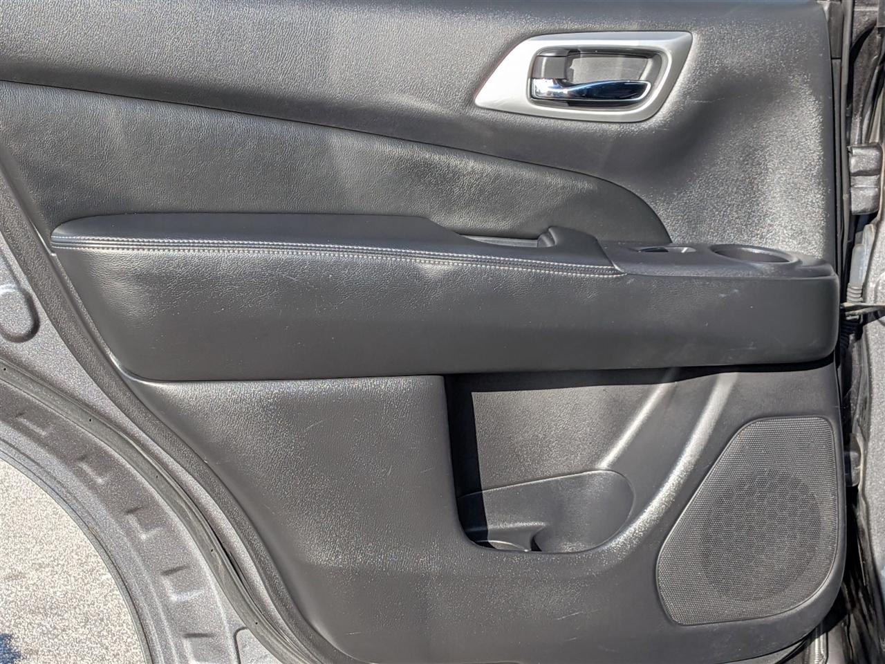 Nissan Pathfinder  2019