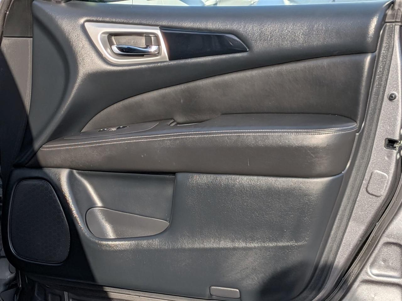 Nissan Pathfinder  2019