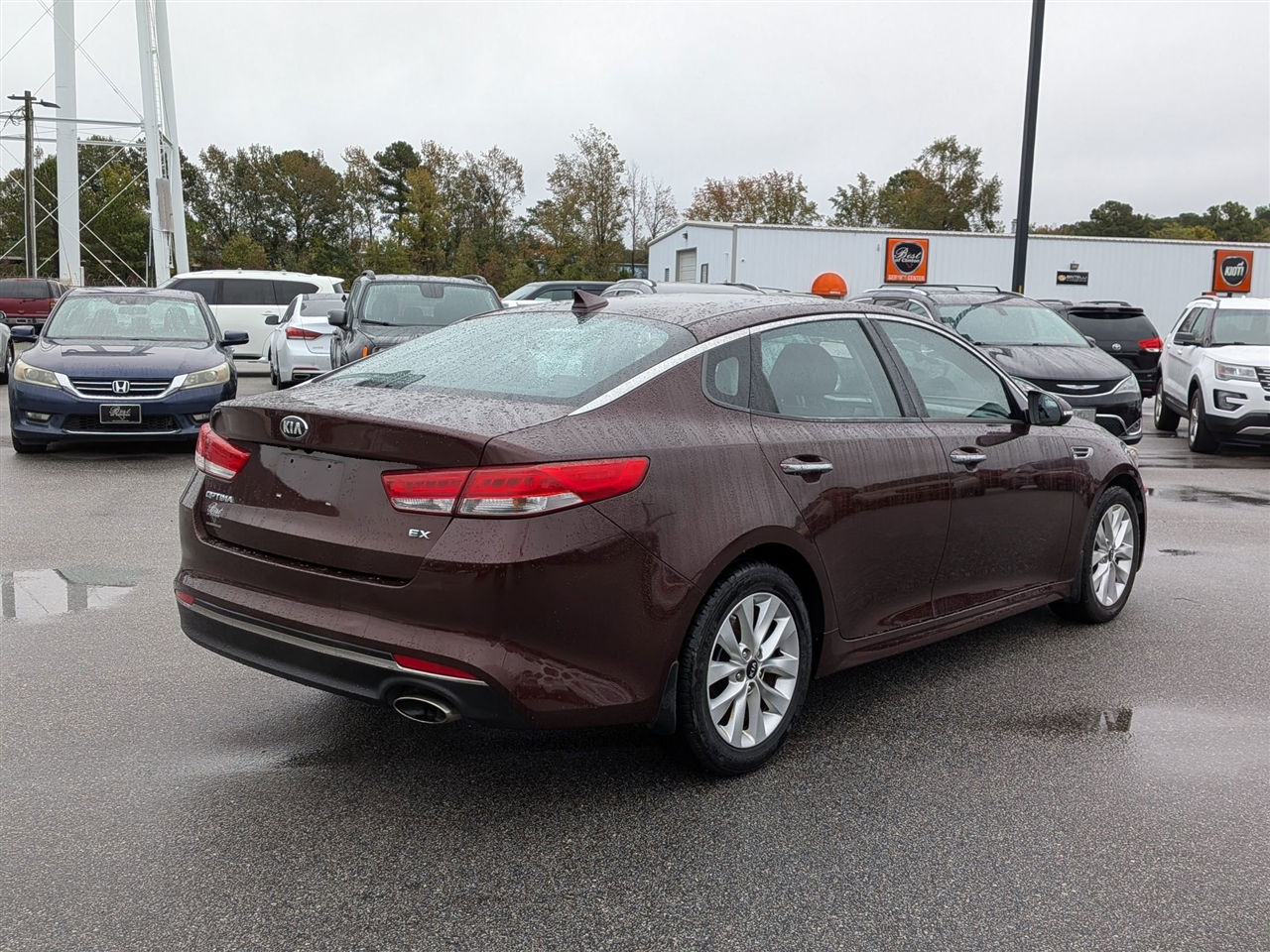 Kia Optima  2017 Kia Optima  2017