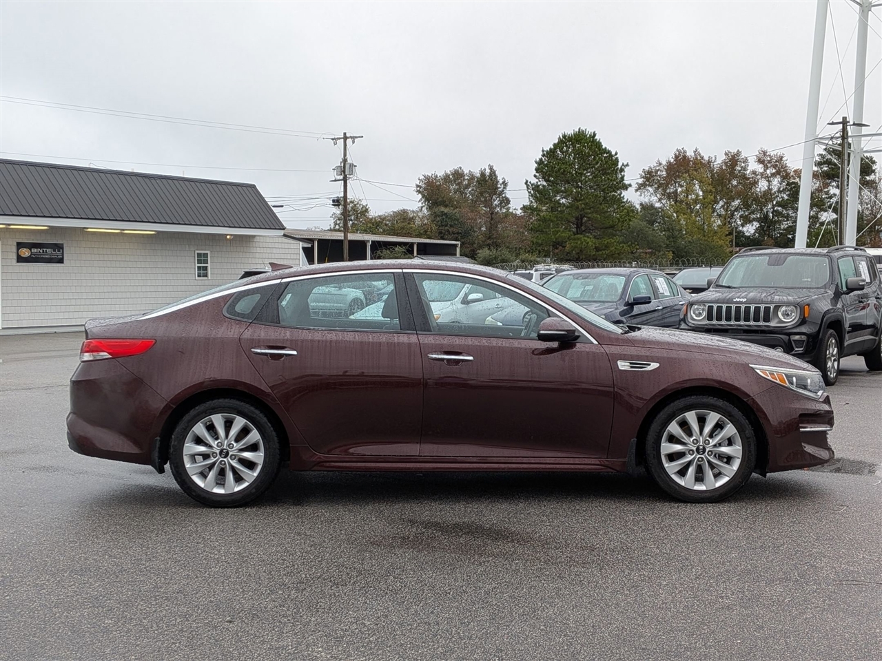 Kia Optima  2017 Kia Optima  2017