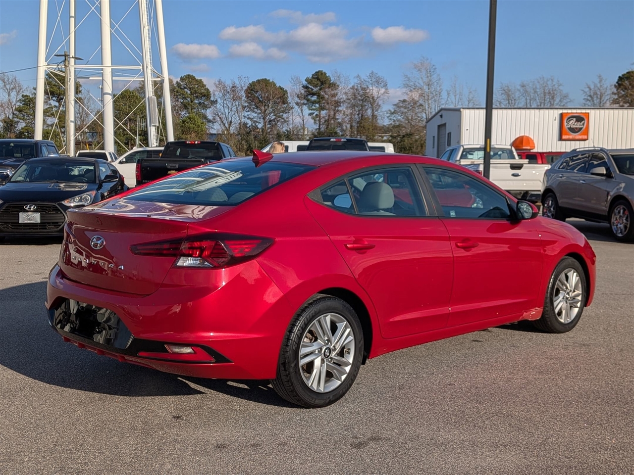 Hyundai Elantra  2020