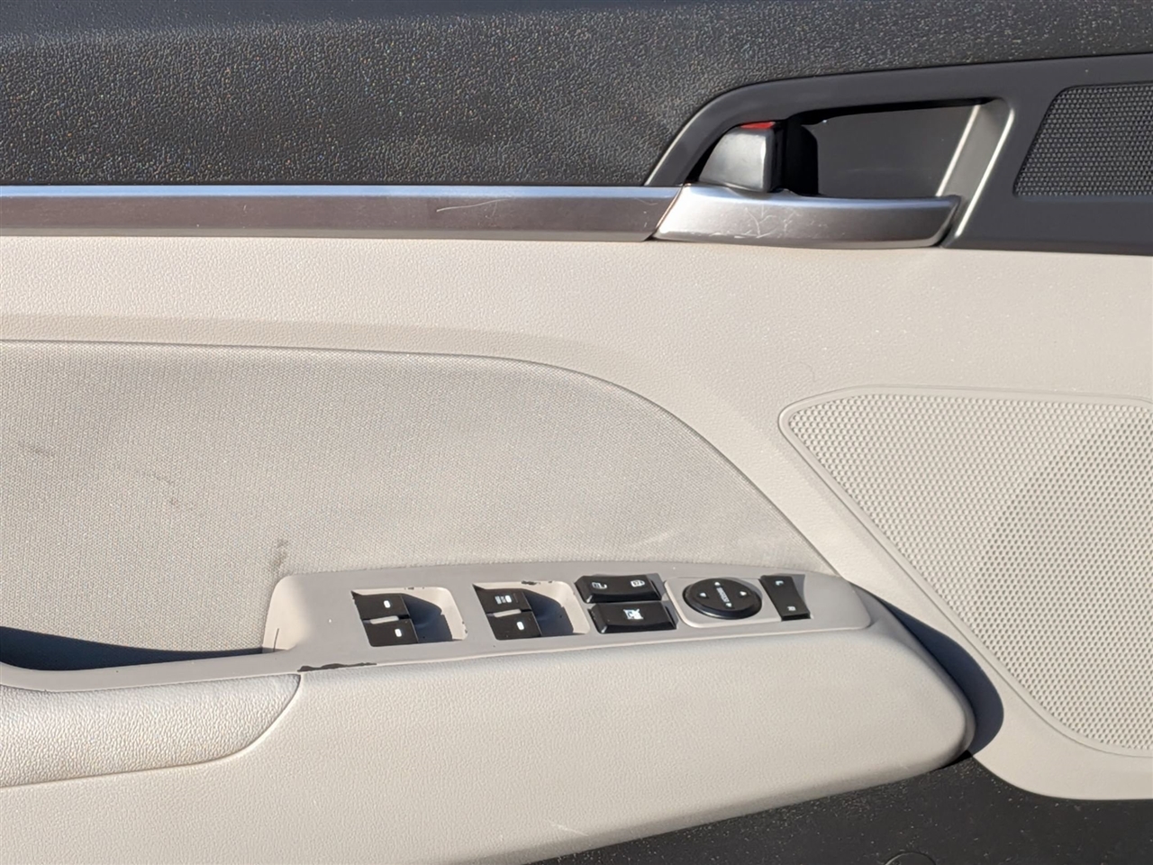 Hyundai Elantra  2020