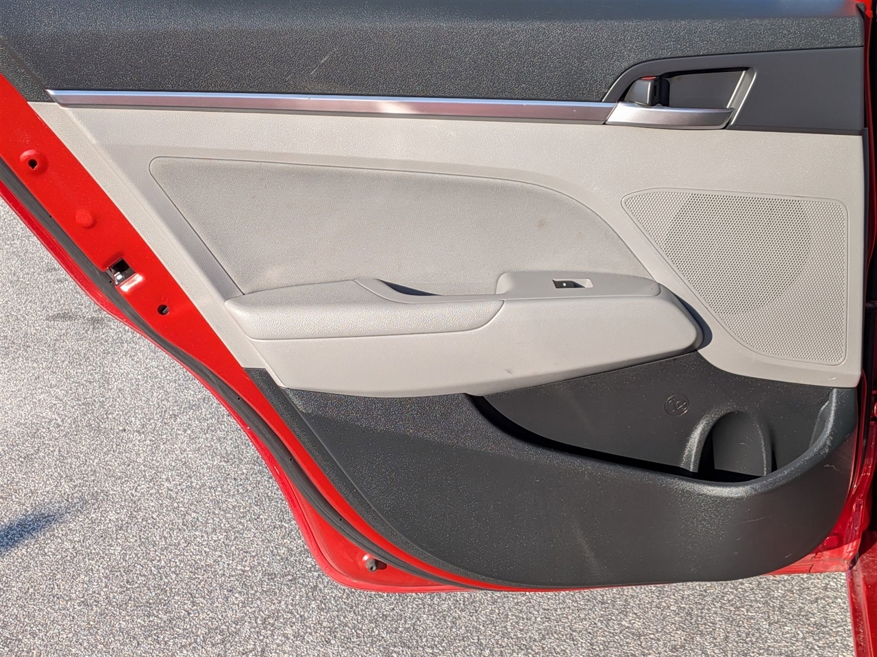 Hyundai Elantra  2020