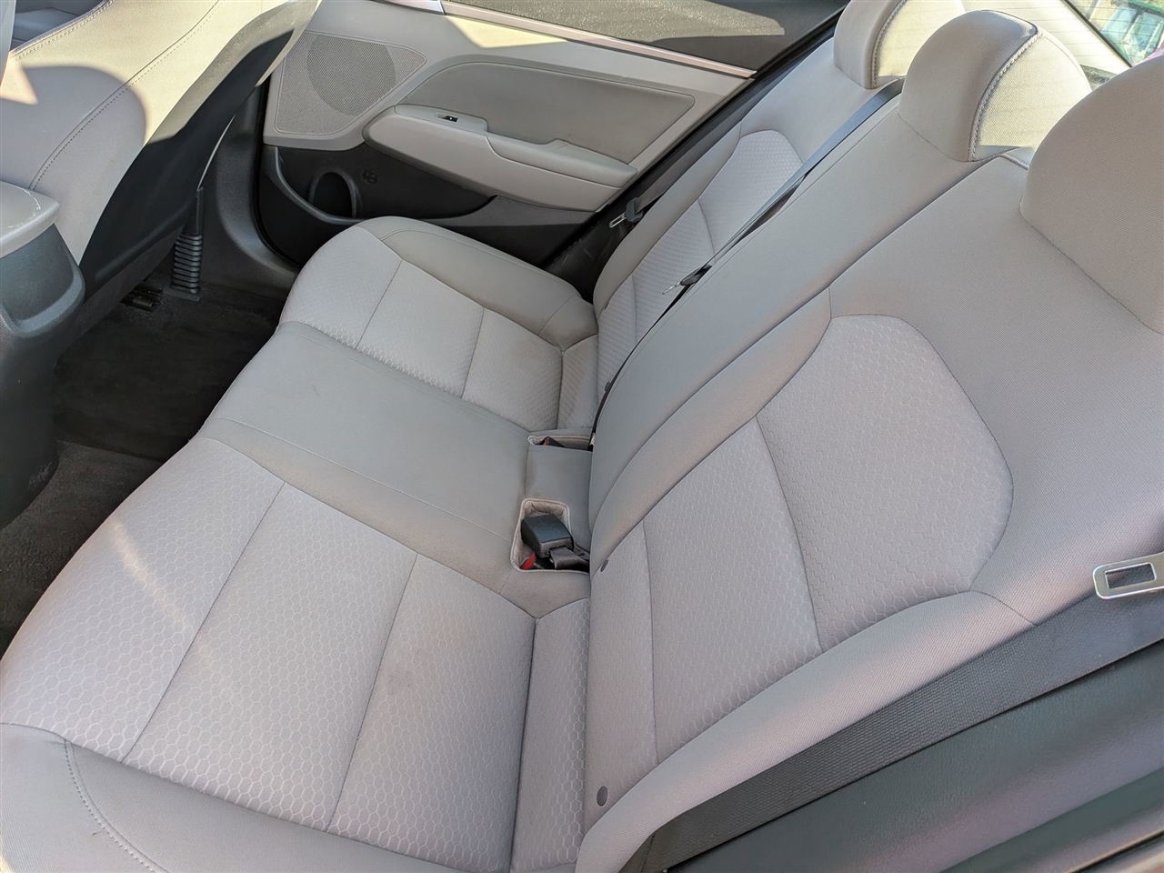 Hyundai Elantra  2020