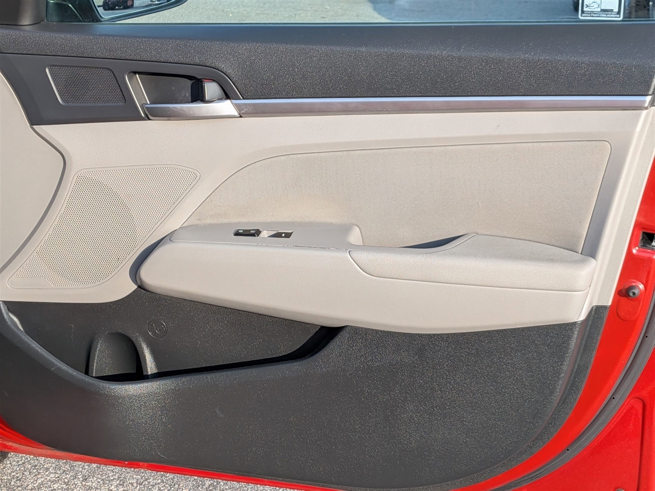 Hyundai Elantra  2020