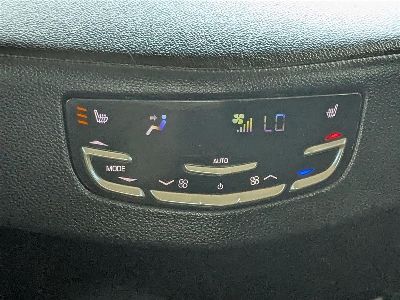 Cadillac Escalade  2017