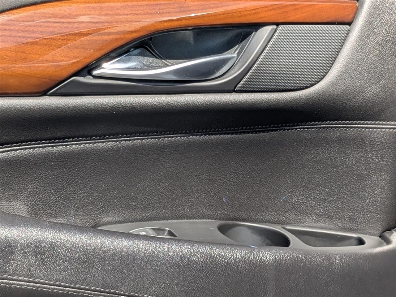 Cadillac Escalade  2017