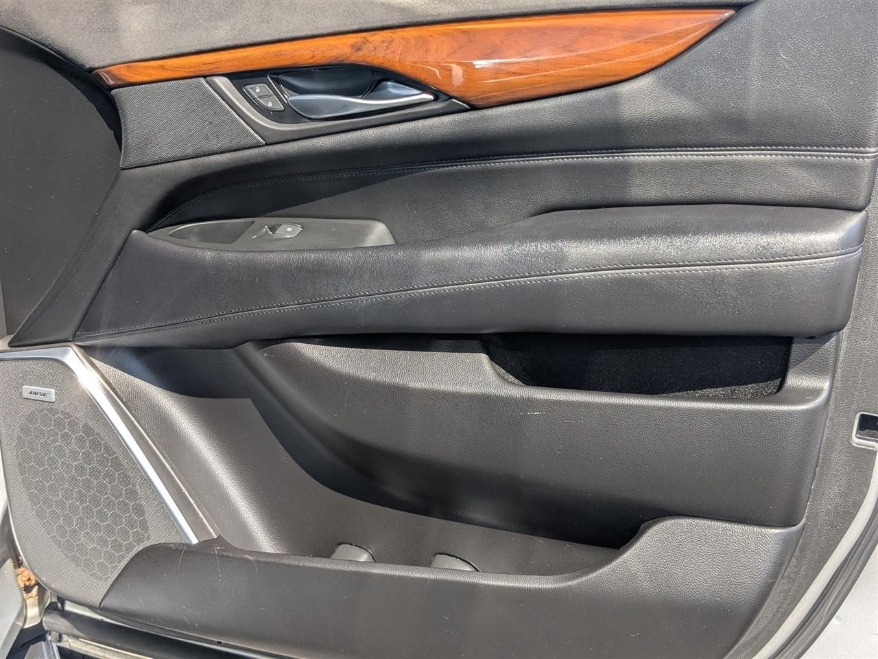 Cadillac Escalade  2017