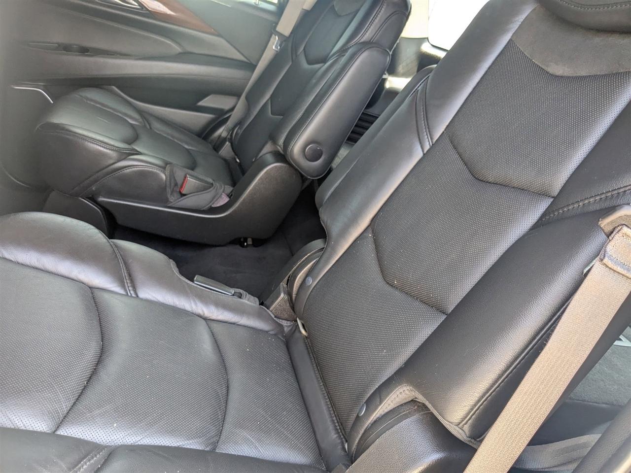 Cadillac Escalade  2017