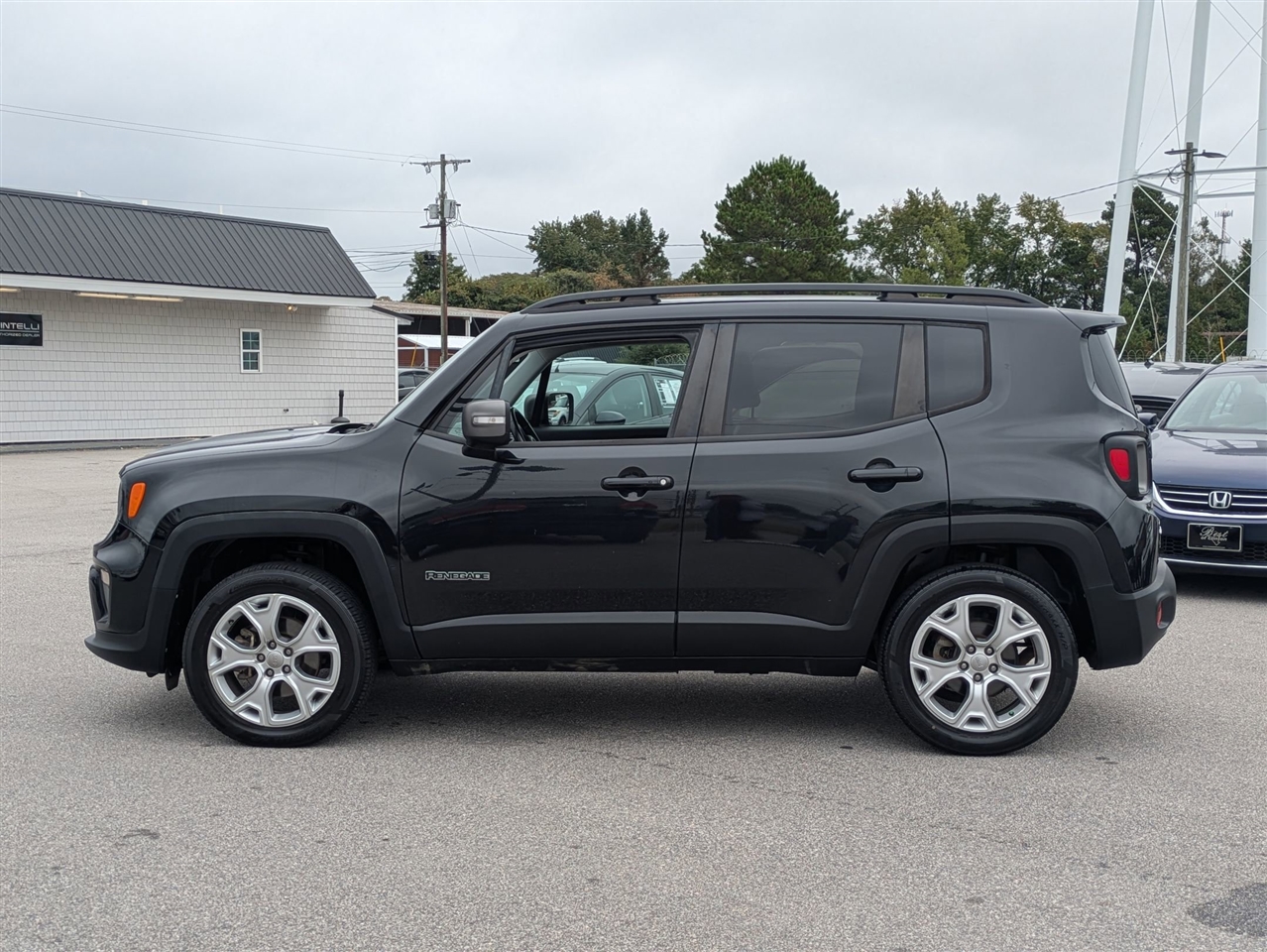 2019 Jeep Renegade Limited photo 2