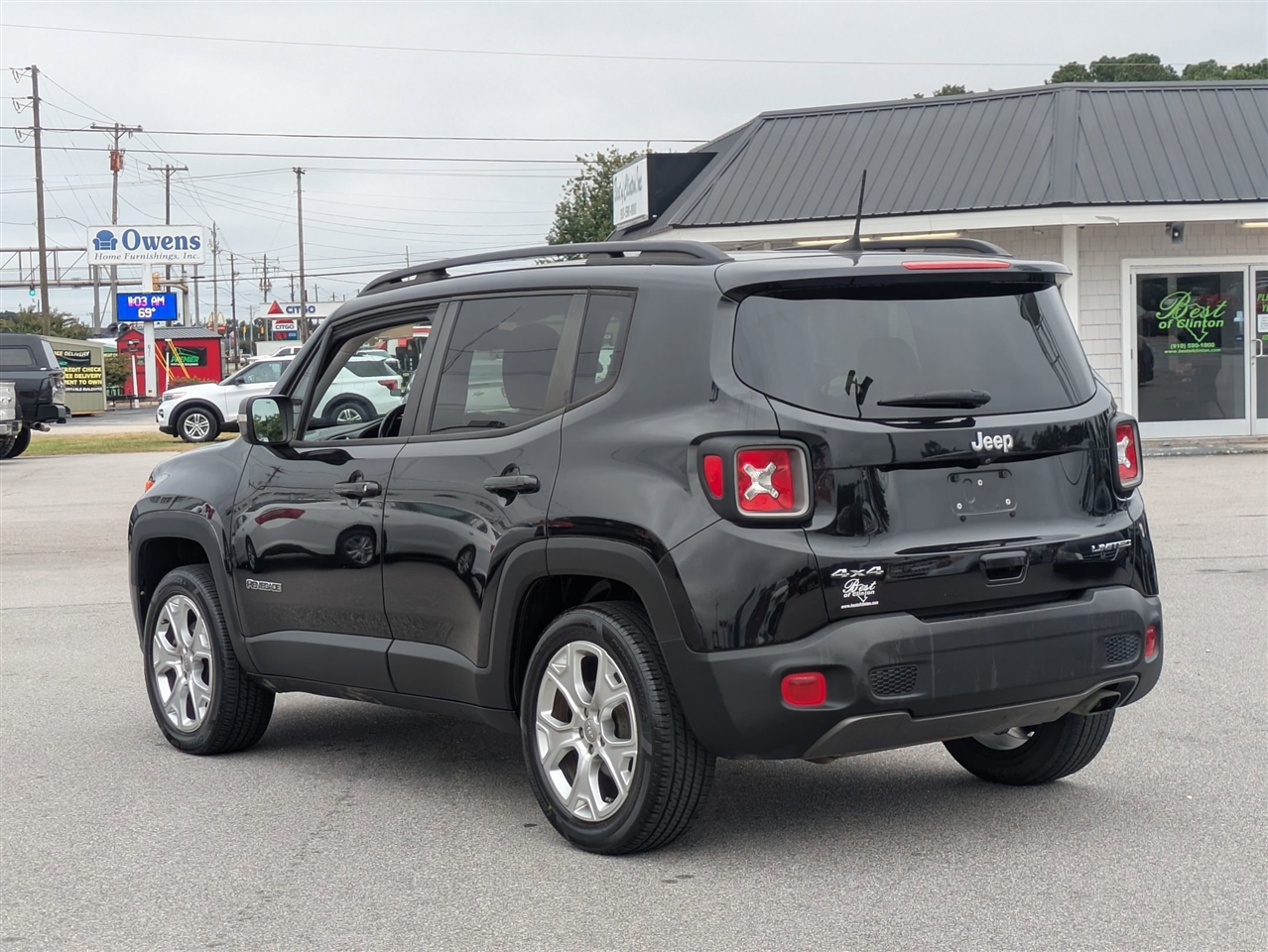 2019 Jeep Renegade Limited photo 3
