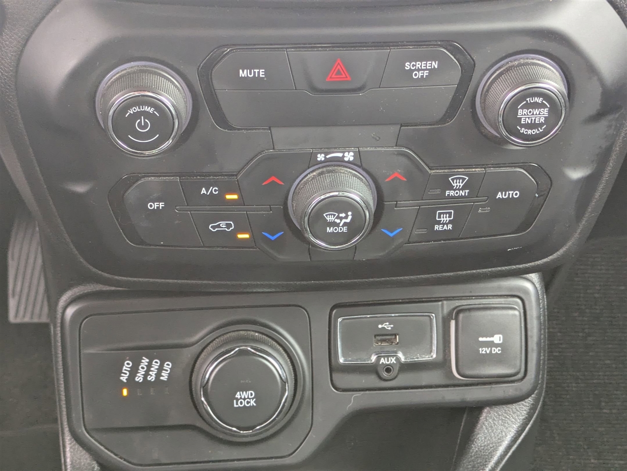 2019 Jeep Renegade Limited photo 22