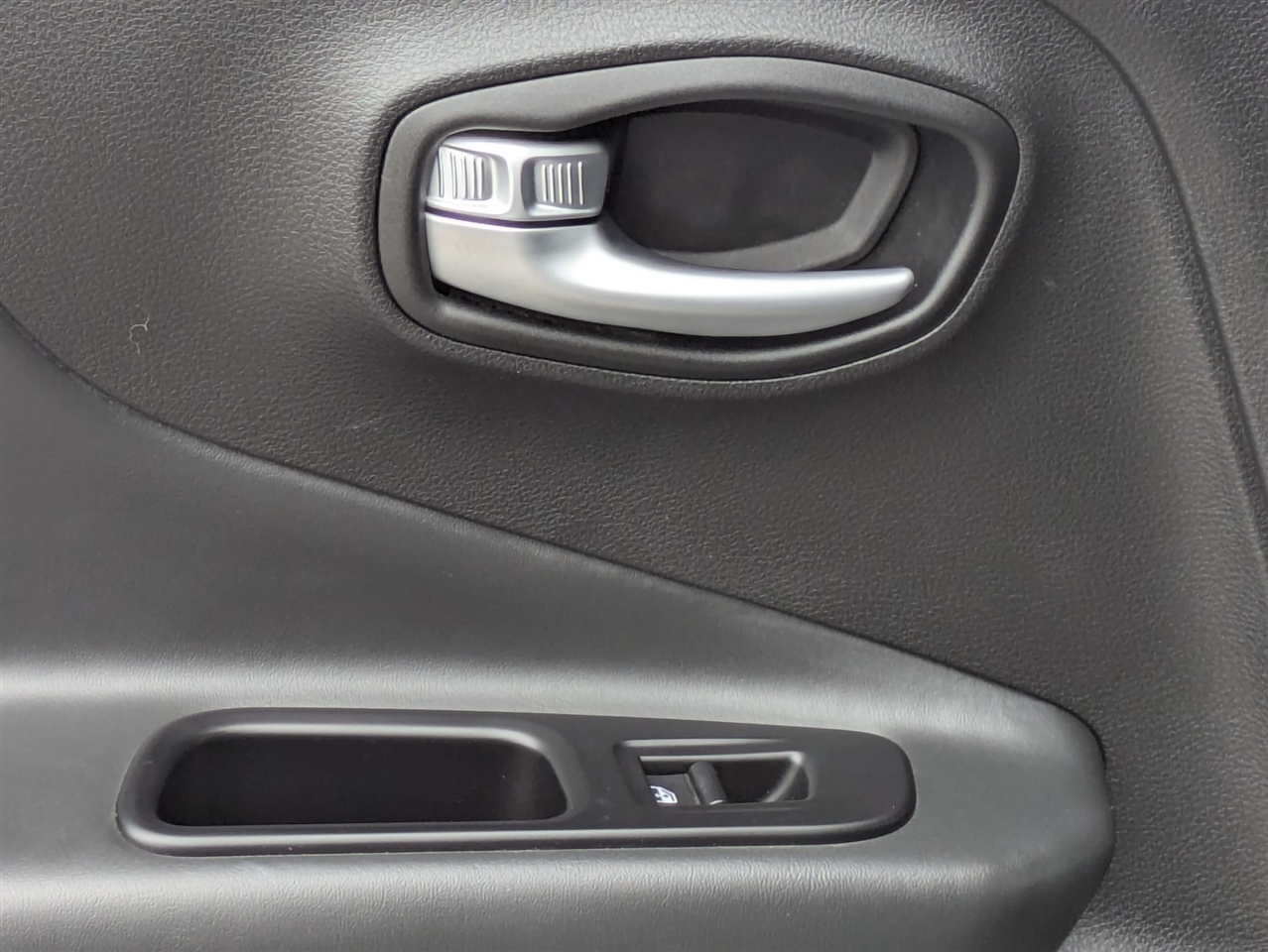 2019 Jeep Renegade Limited photo 25