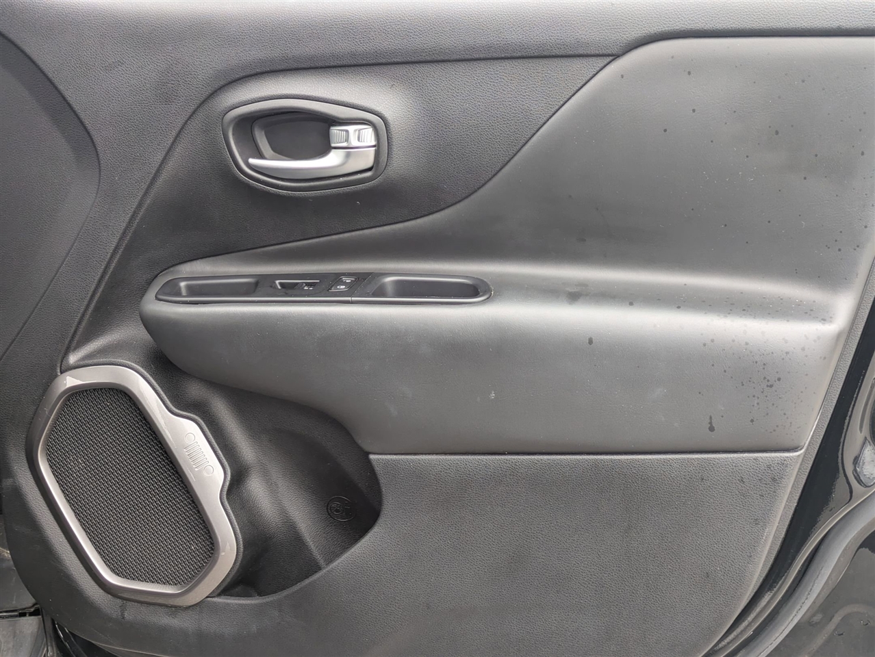 2019 Jeep Renegade Limited photo 30