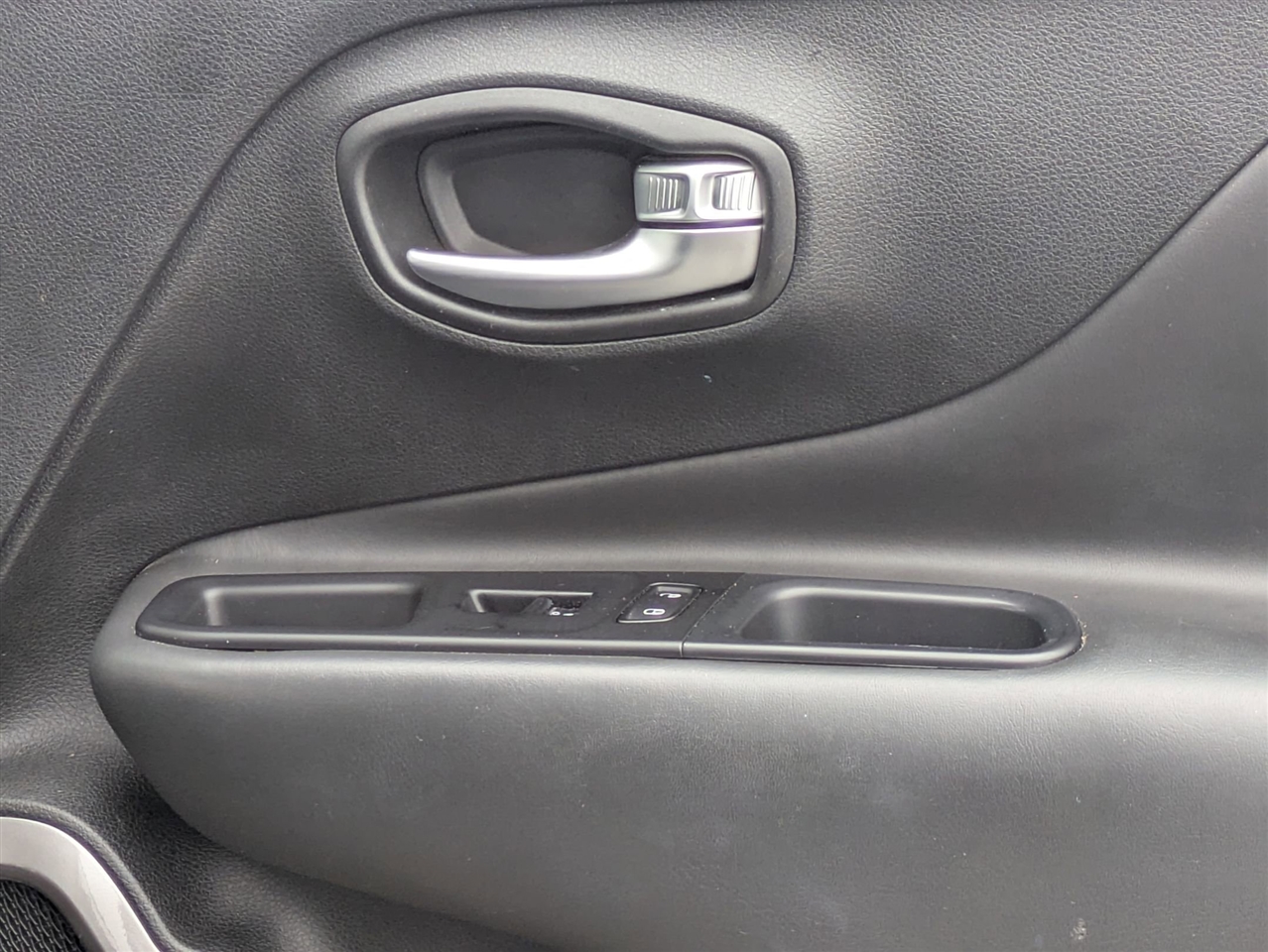 2019 Jeep Renegade Limited photo 31
