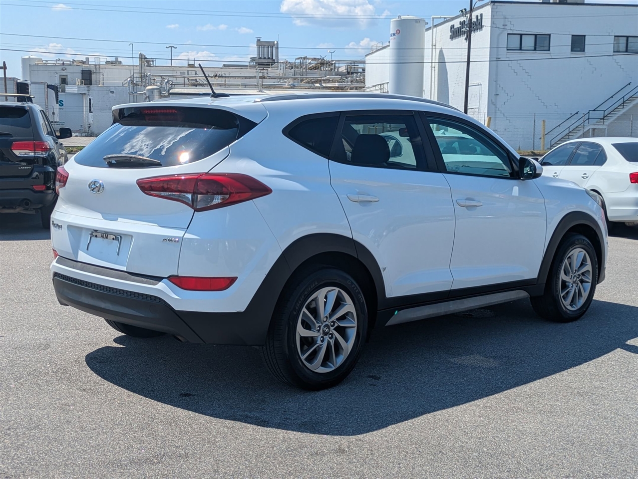 2017 Hyundai Tucson SE photo 2