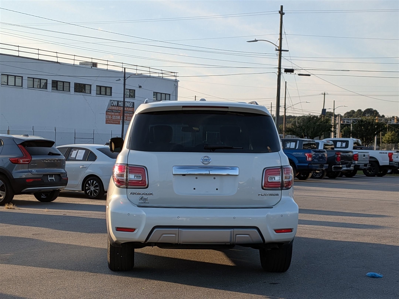 2017 Nissan Armada Platinum photo 4