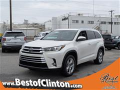 2017 Toyota Highlander  2017 Toyota Highlander