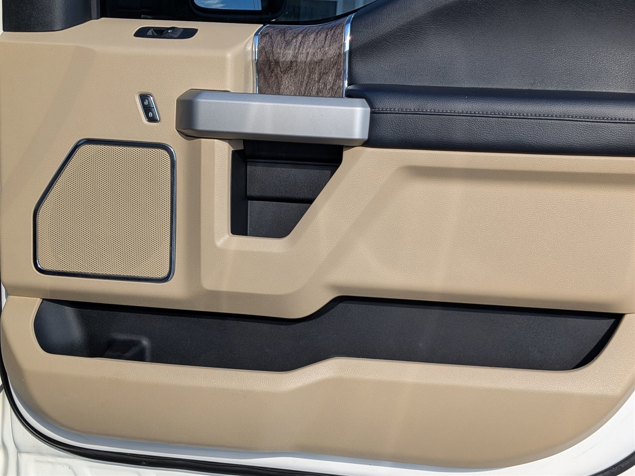 Ford Super Duty F-250 SRW 4WD SuperCab 158" Lariat 2019