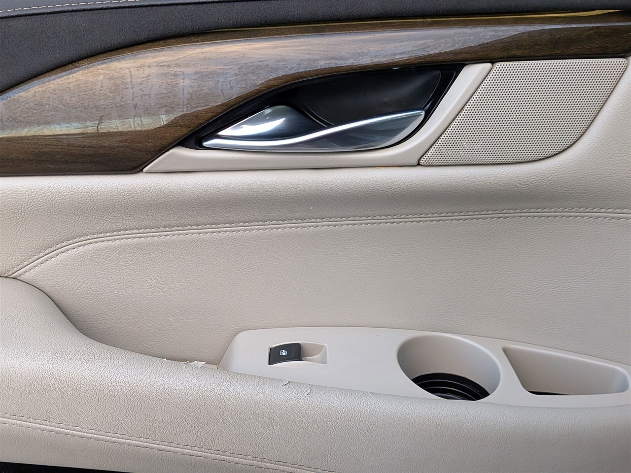 Cadillac Escalade ESV  2020