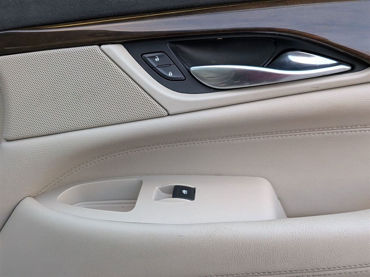 Cadillac Escalade ESV  2020