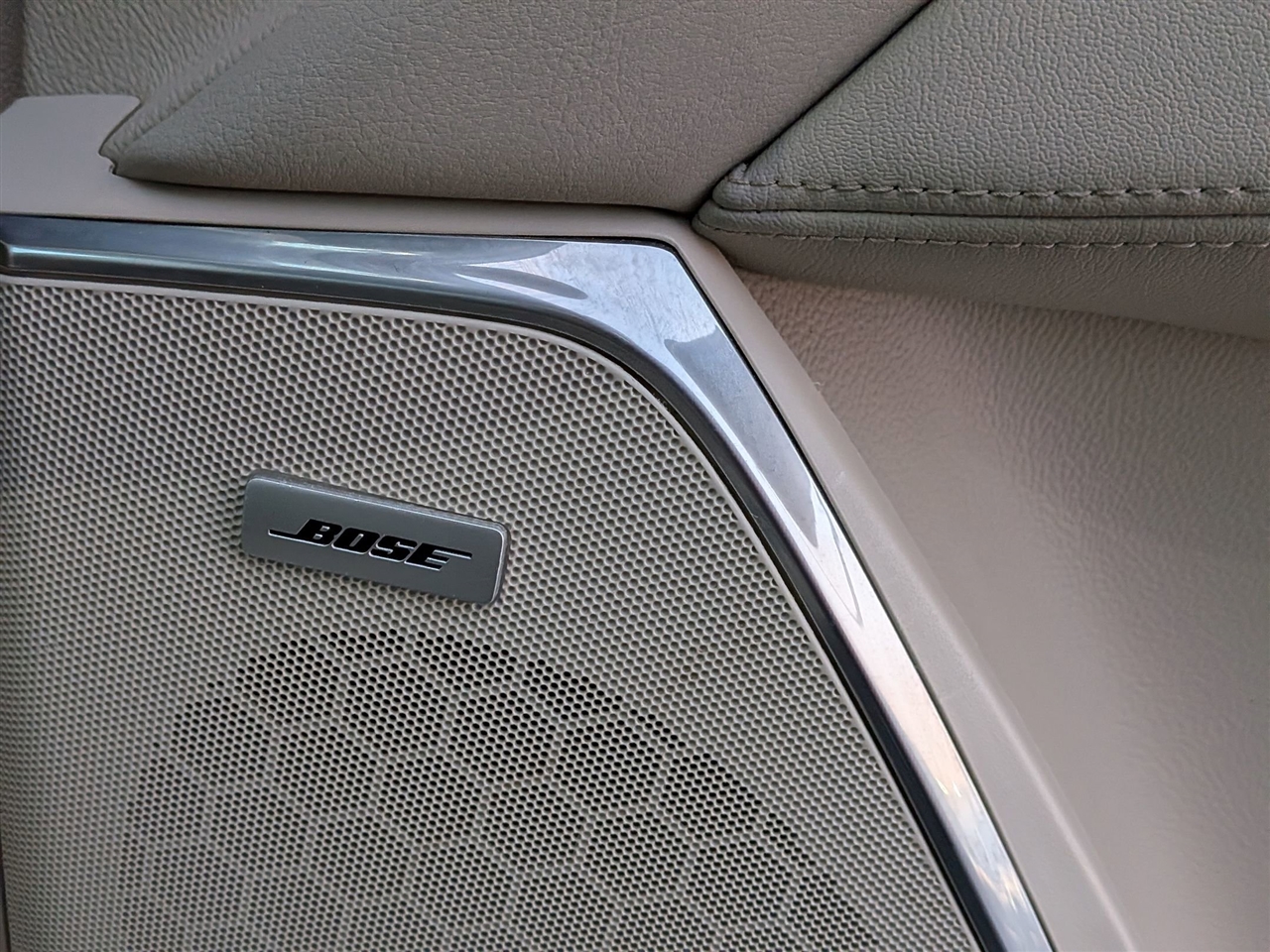 Cadillac Escalade ESV  2020