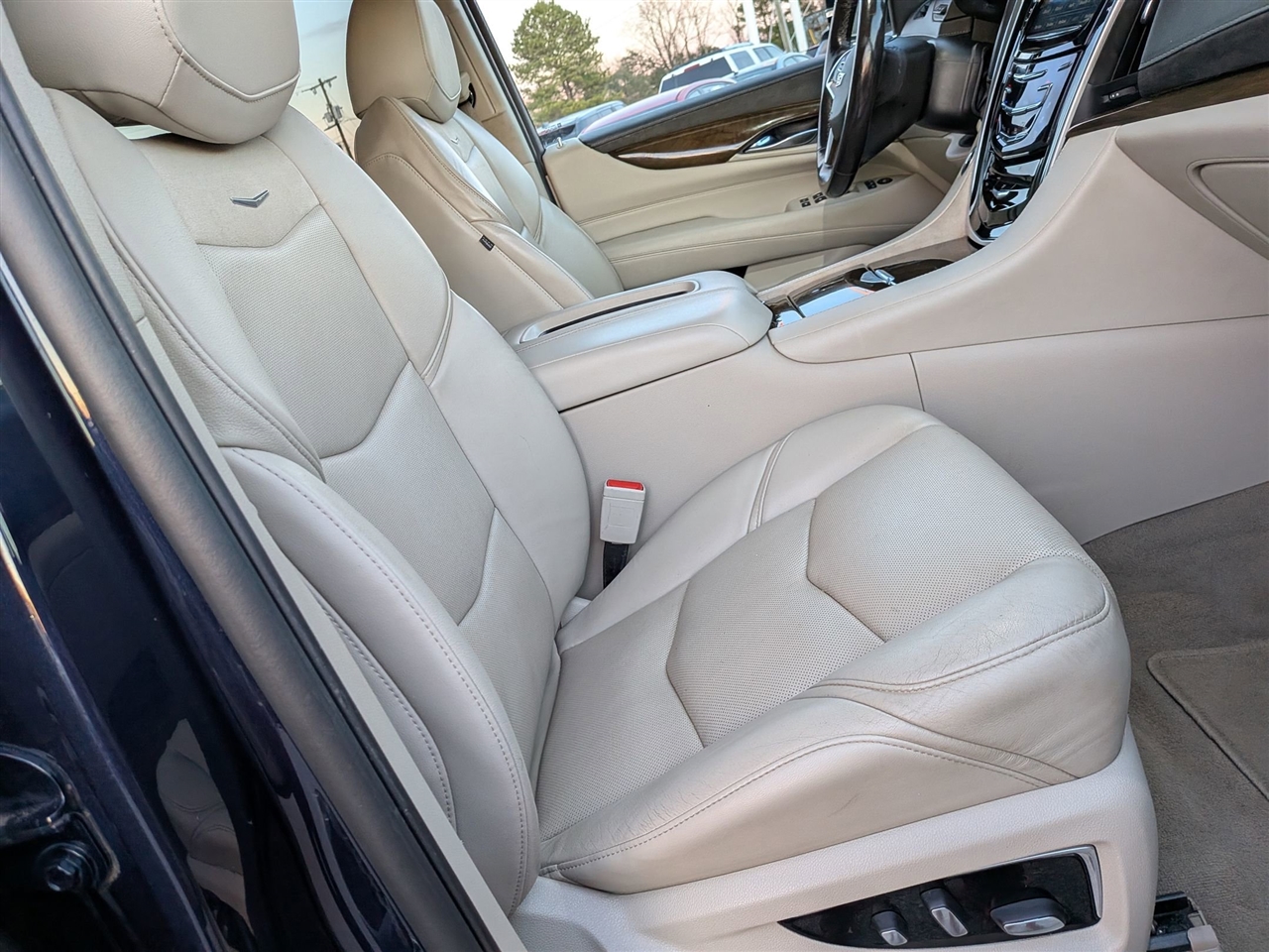 Cadillac Escalade ESV  2020