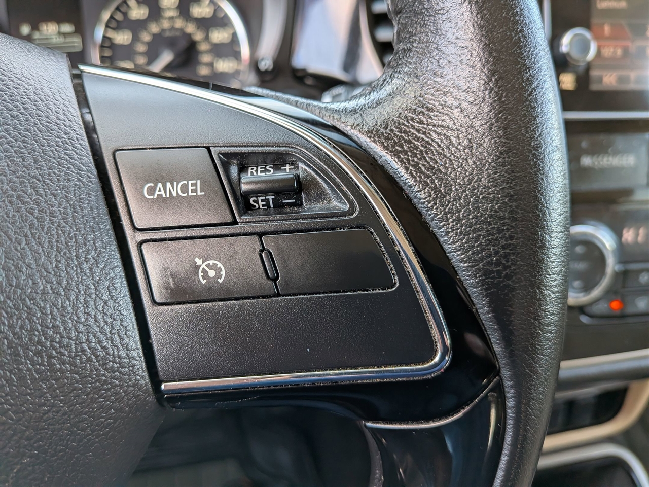 Mitsubishi Outlander  2018