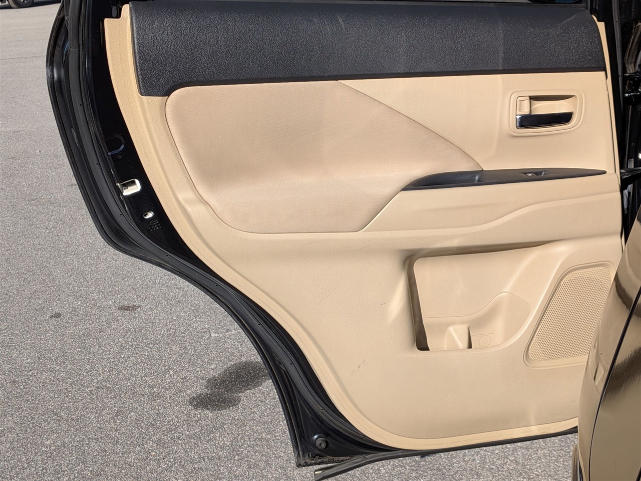 Mitsubishi Outlander  2018