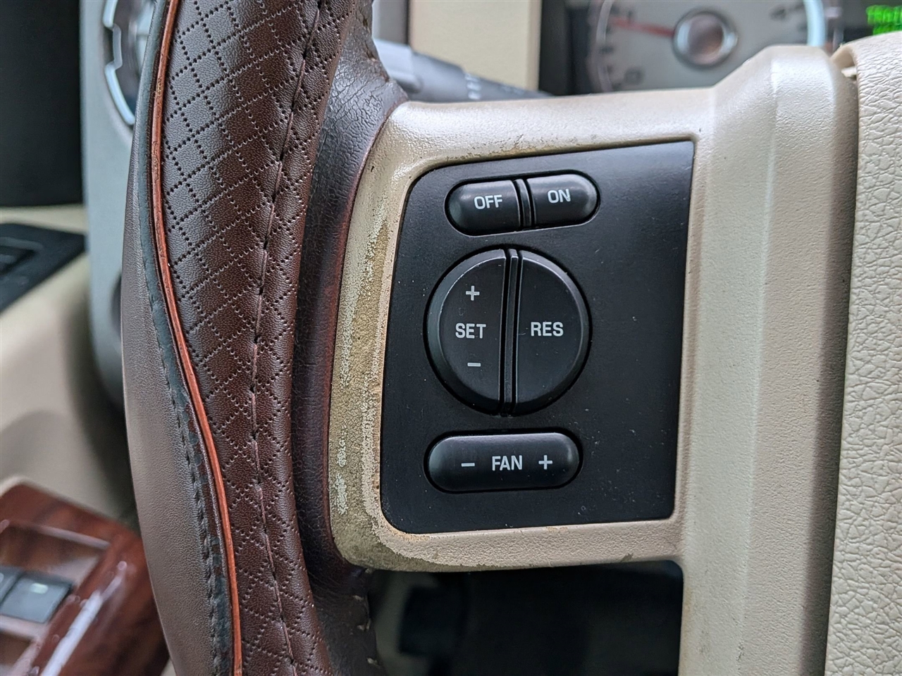 Ford Super Duty F-250 SRW King Ranch 4WD Crew Cab 6.75' Box 2008