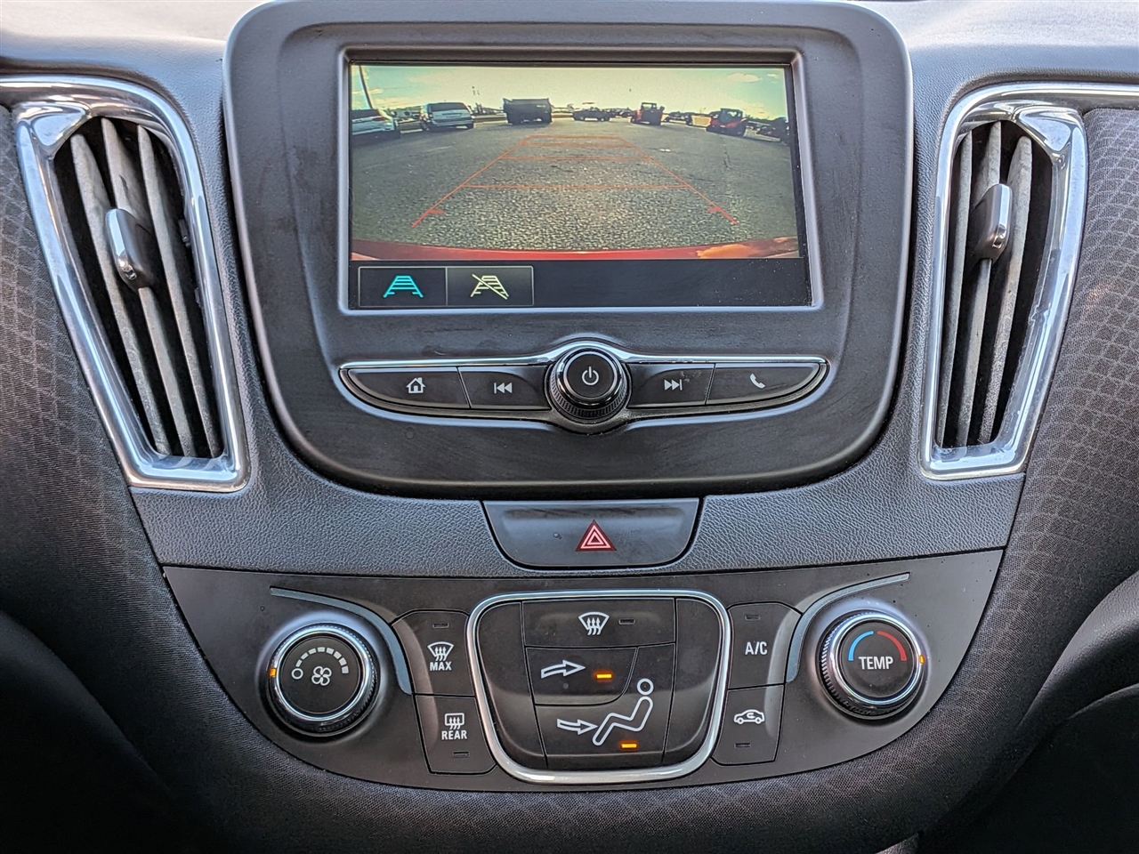 Chevrolet Malibu  2018