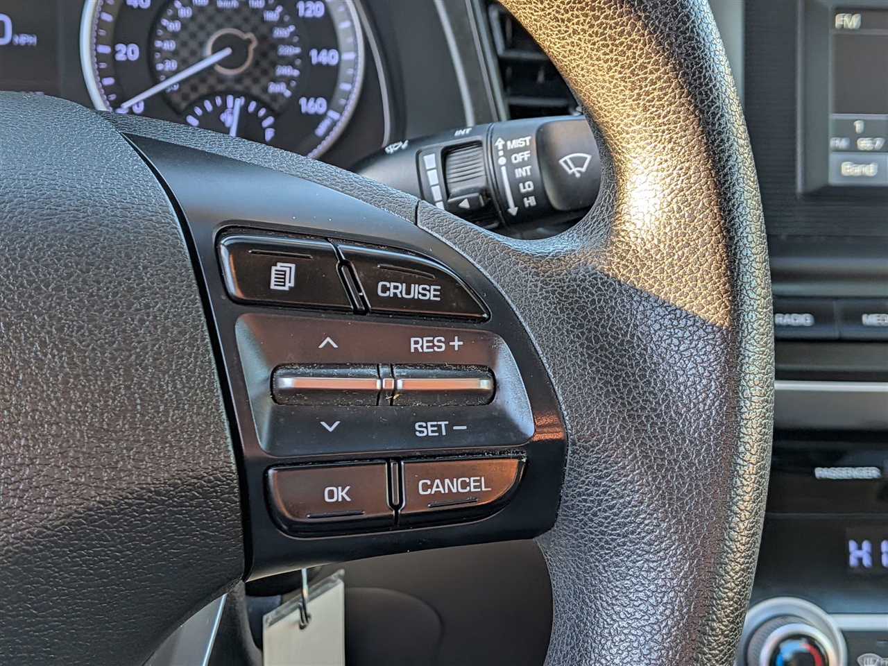 Hyundai Elantra  2020