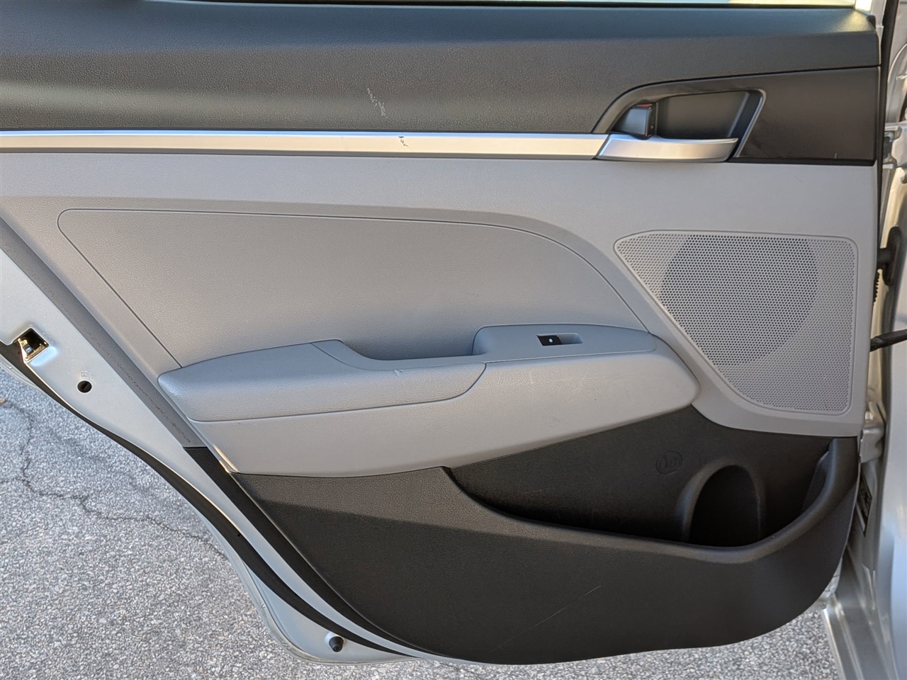 Hyundai Elantra  2020